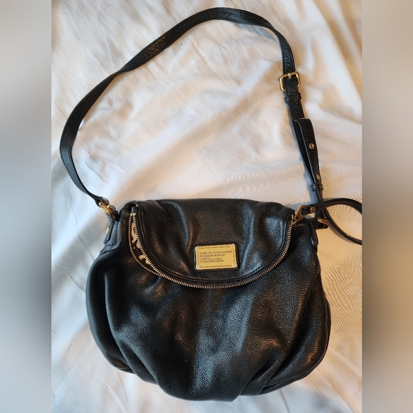 Marc By Marc Jacobs Handbags - Marc by Marc jacobs black crossbody bag.